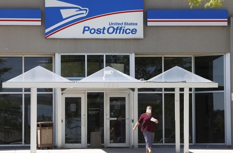 post office open black friday