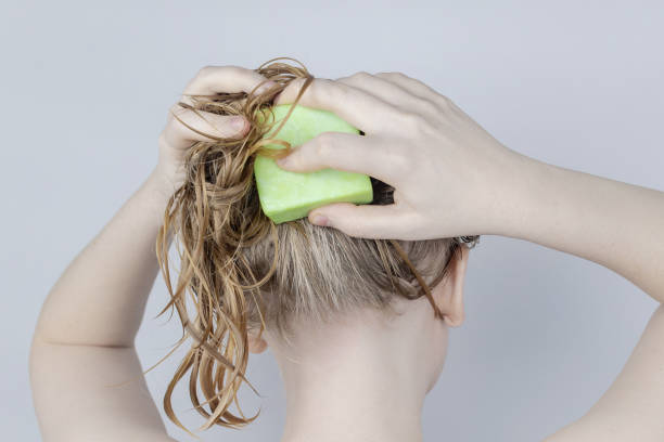 How to Remove Slime from Hair