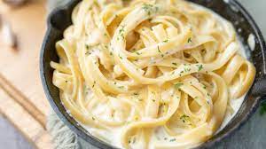 How to Thicken Alfredo Sauce