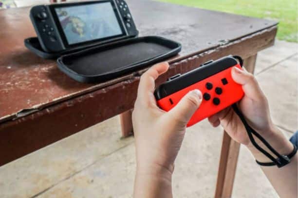 can you play ds games on switch