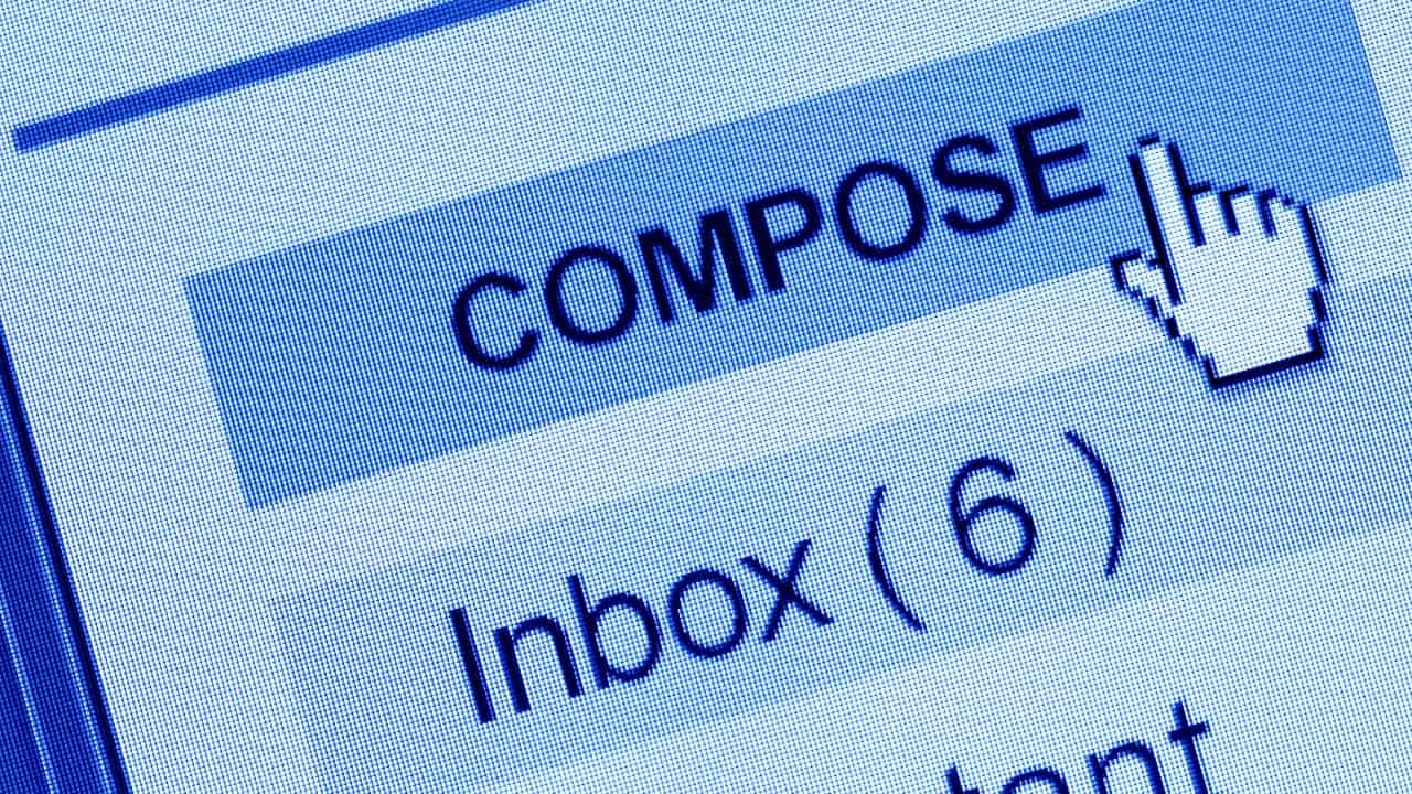 How to Close an Email to a Professor