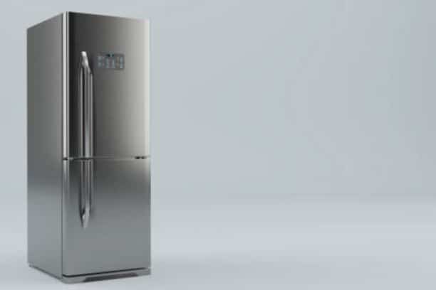 how many watts does a refrigerator use