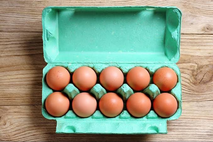 Quanto tempo os ovos podem ficar de fora