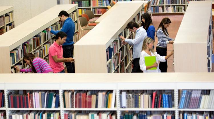 library-science-scholarships