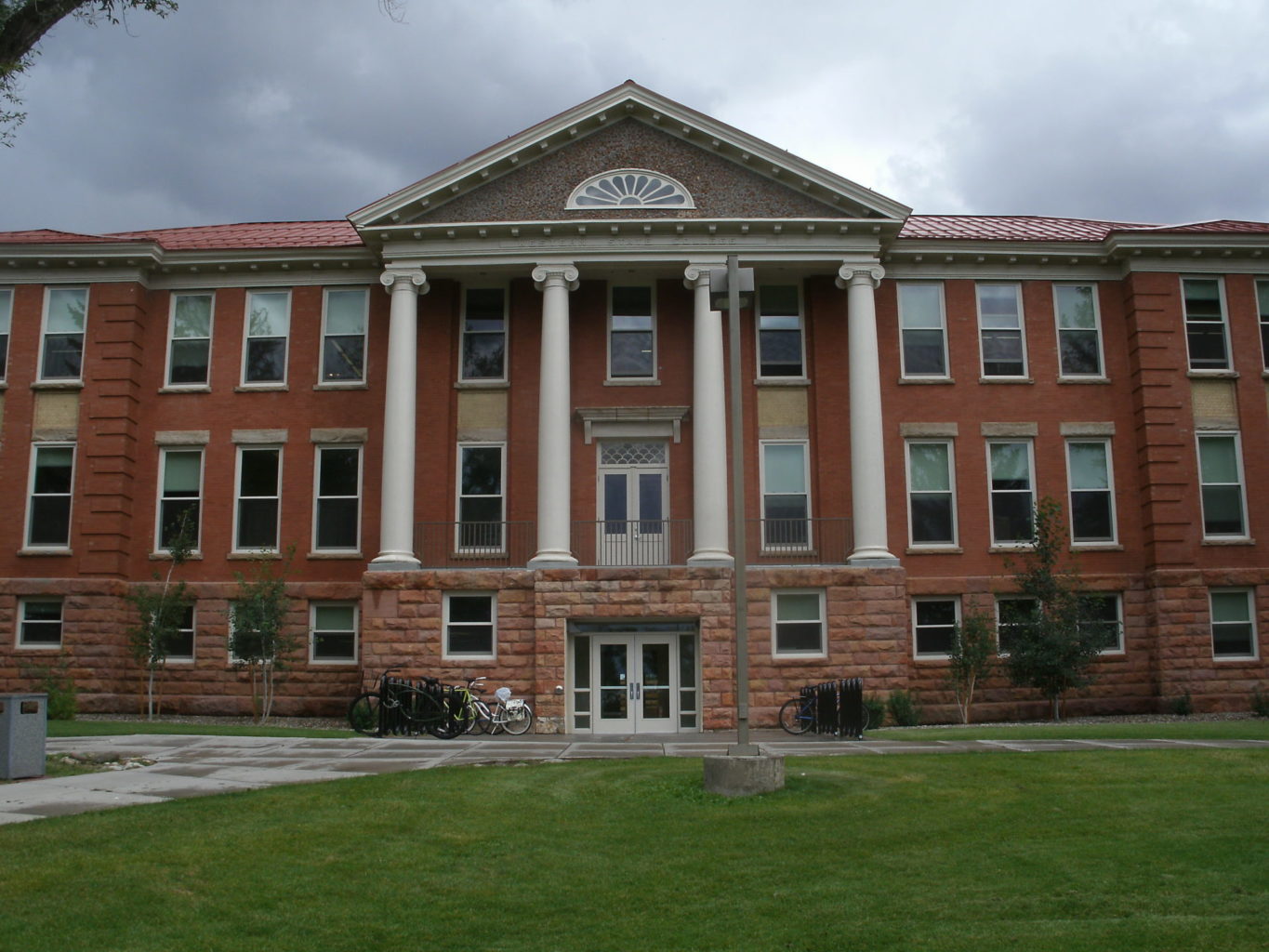 10 Cheapest Colleges in Wyoming