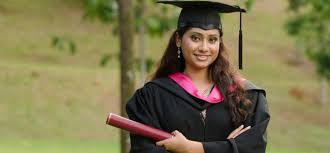 pakistani-university-graduate
