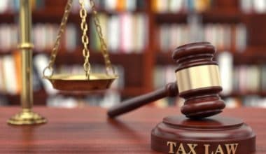 how to become a tax lawyer