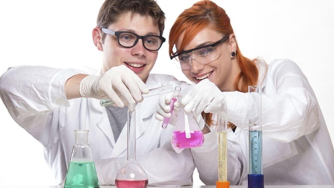 best-chemistry-colleges-or-chemistry-schools-in-the-world