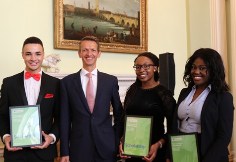 Bank-of-England-Undergraduate-Internships-For-Africans-&-Carribeans