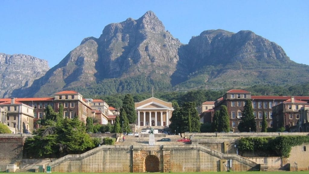 Top 10 Beste Universiteite in SuidAfrika [UPDATE]