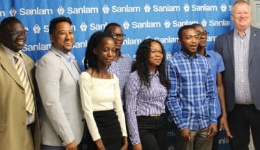 Схема на стипендиите на Санлам за млади студенти от Намибия
