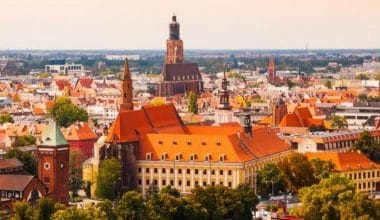 بین الاقوامی طلباء کے لئے پولینڈ میں بہترین یونیورسٹیاں