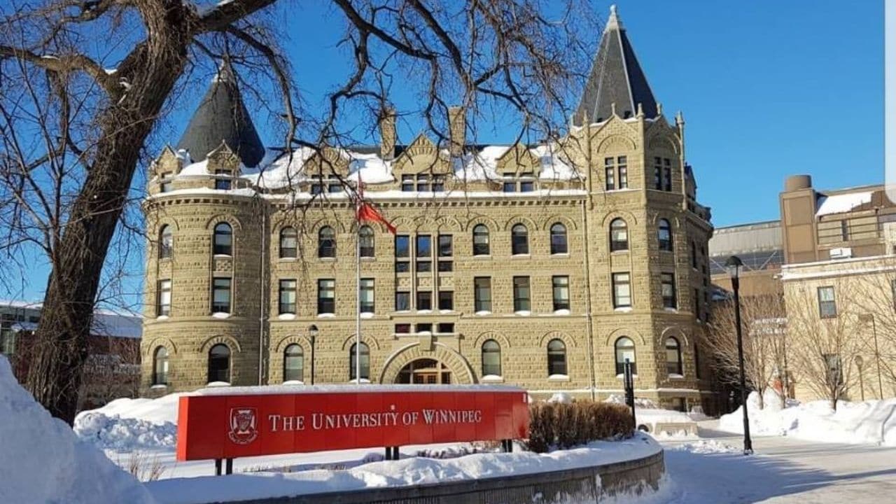 Manitoba-Graduate-Scholarships