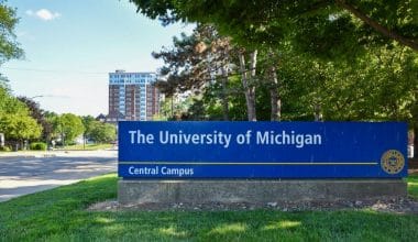 University-of-Michigan-Scholarships