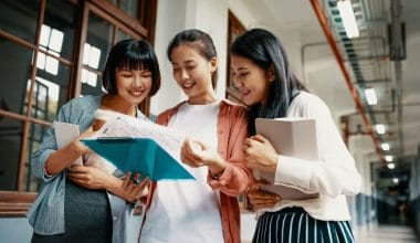 چینی طلبا کے لئے کینیڈا کی اسکالرشپ