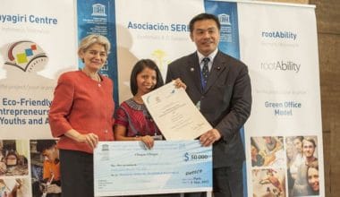 پائیدار ترقی کے لئے تعلیم پر یونیسکو جاپان کا انعام۔
