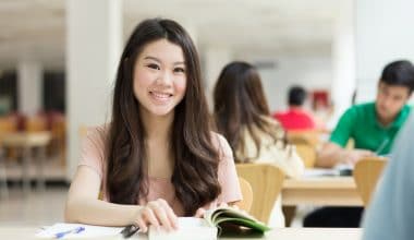 چین - بین الاقوامی طلباء کے لئے مکمل طور پر مالی اعانت کنگ ڈاؤ یونیورسٹی اسکالرشپ