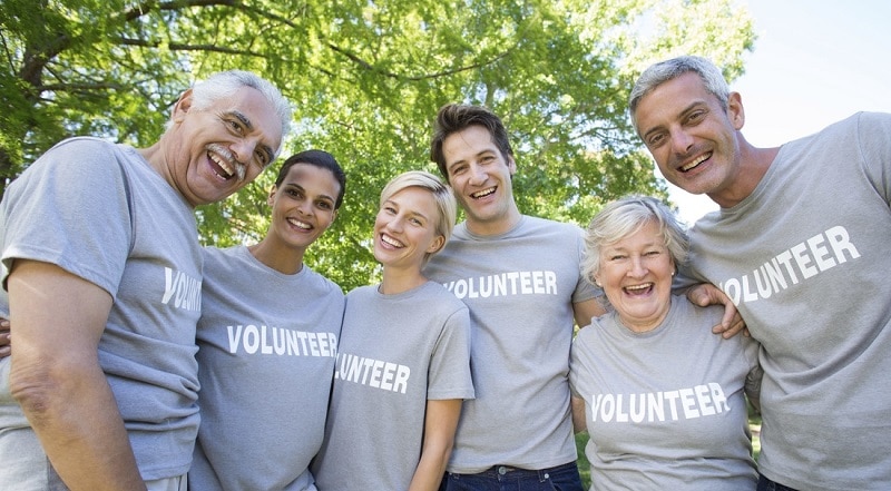 volunteer opportunities for senior citizens