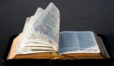 關於志願服務的聖經經文
