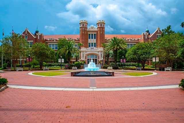 10 Best Colleges in Florida 2022