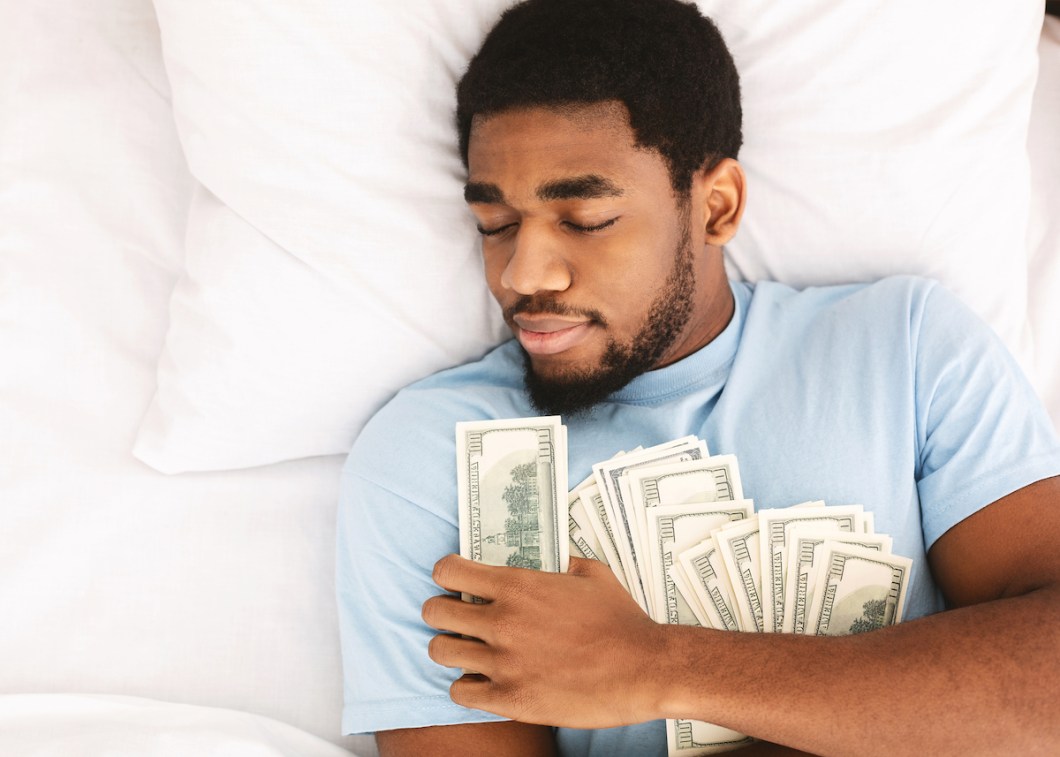 what does it mean to dream about money