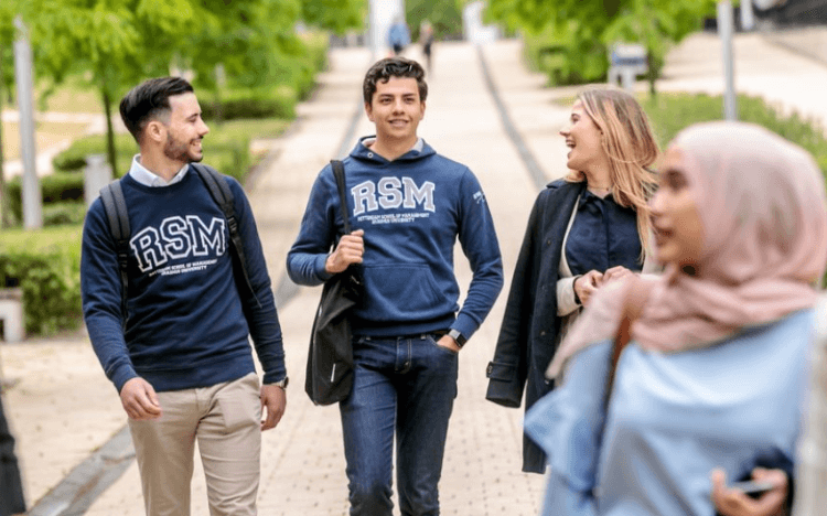 business Schools For International Students