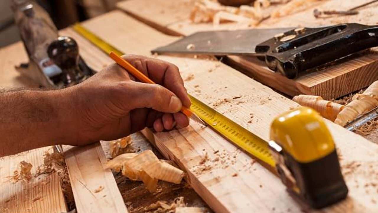 Trade Schools for Carpentry