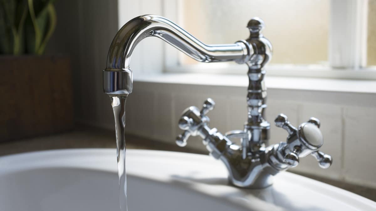 How to Do Faucet Repairs